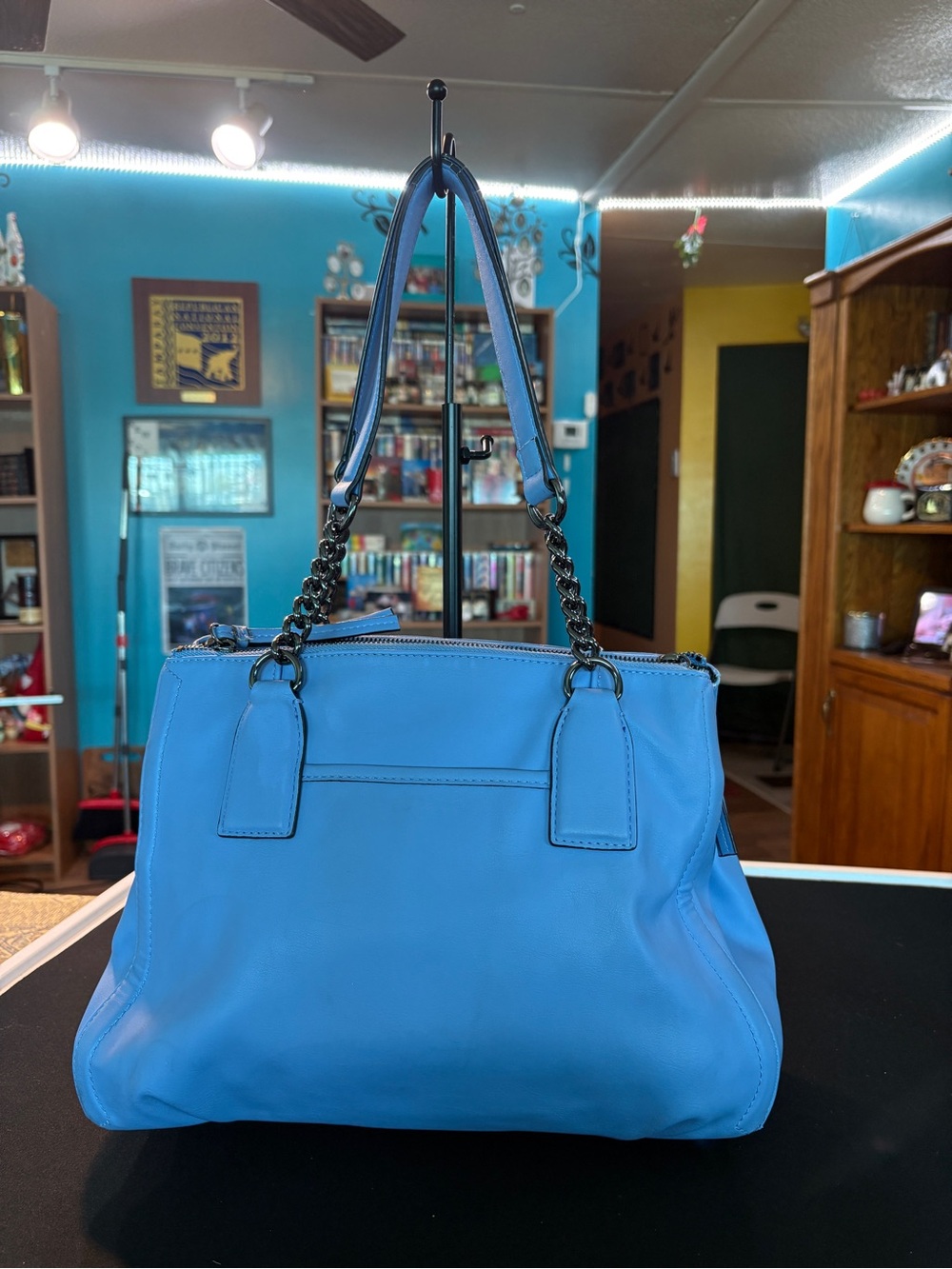 Vera Wang Powder Blue Shoulder Bag - Picture 4 of 10
